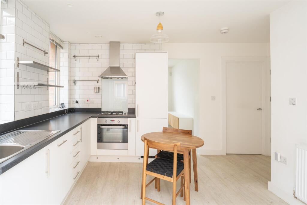 Apartment in Newcastle upon Tyne, Battle Field - View 3