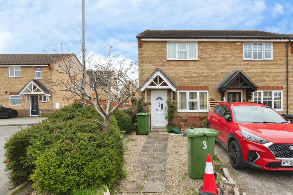 Main image of property: Palm Mews, Laindon, Basildon, Essex, SS15