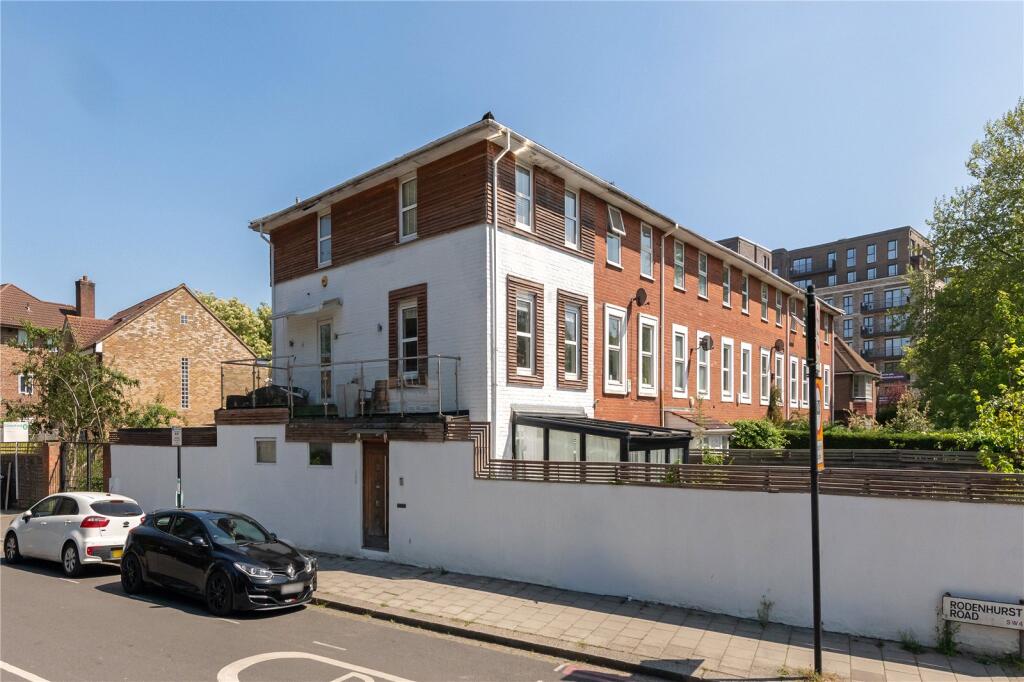 House in London - View 2