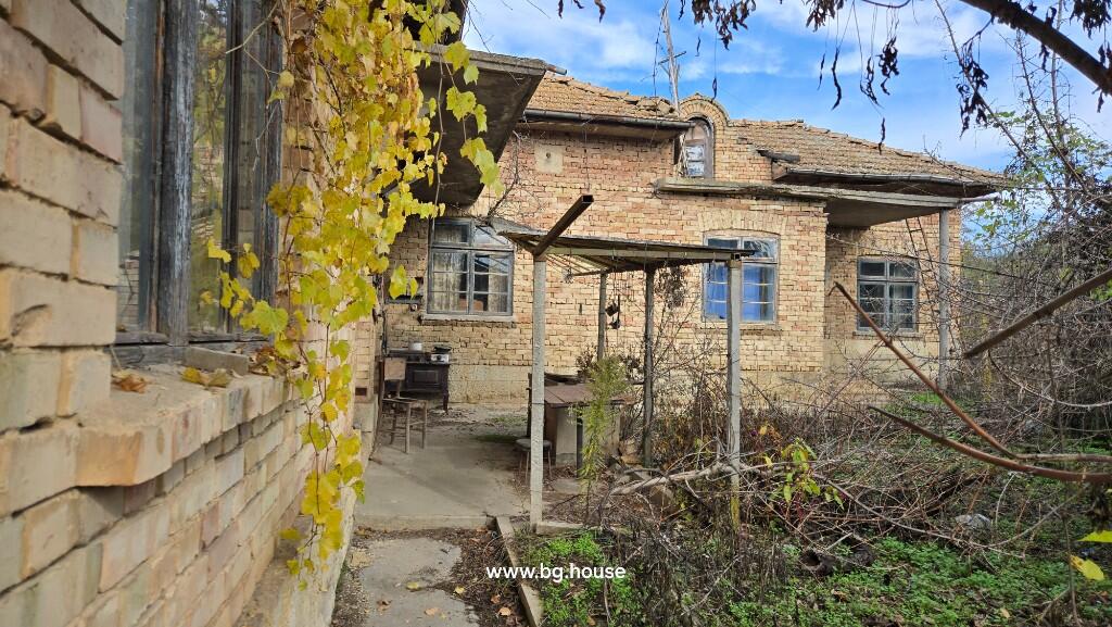 Main image of property: Sadina, Targovishte