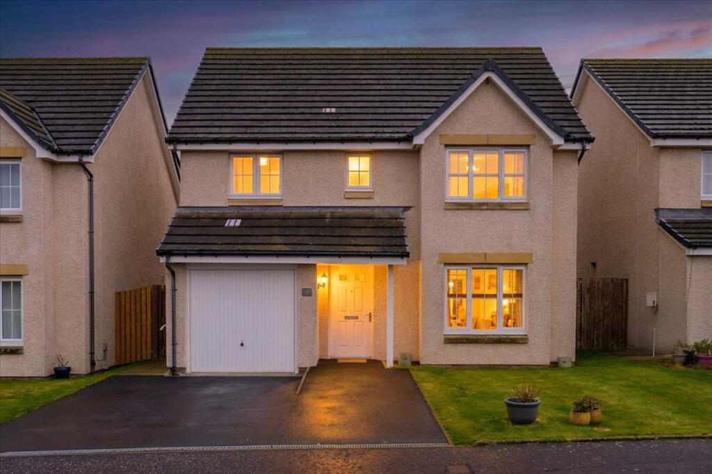 Main image of property: Skua Drive, Dalgety Bay