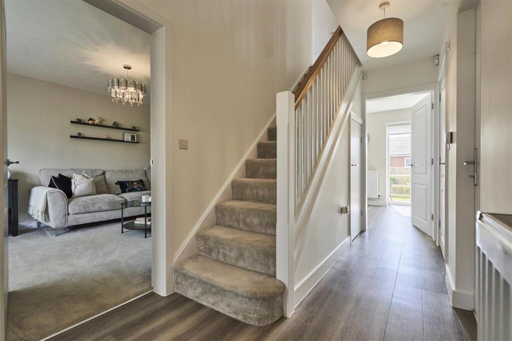 Wheatfield Place, Eaton, Congleton photo 4
