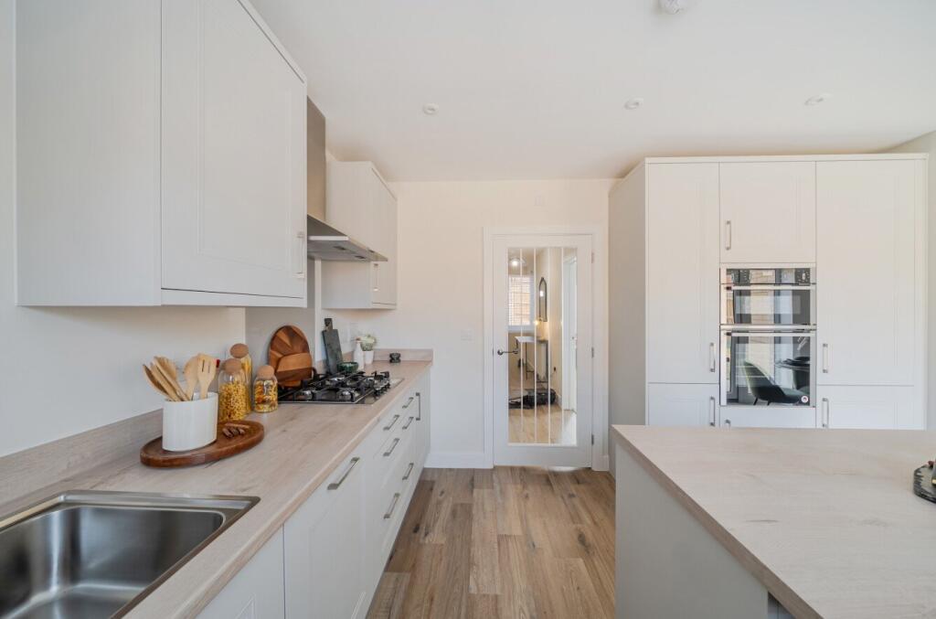 House in Southampton - View 5