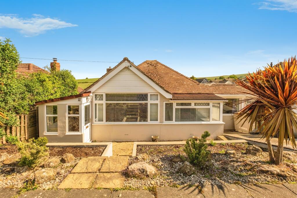 4-bed semi-detached on Westfield Avenue North, Saltdean, Brighton, £375,000