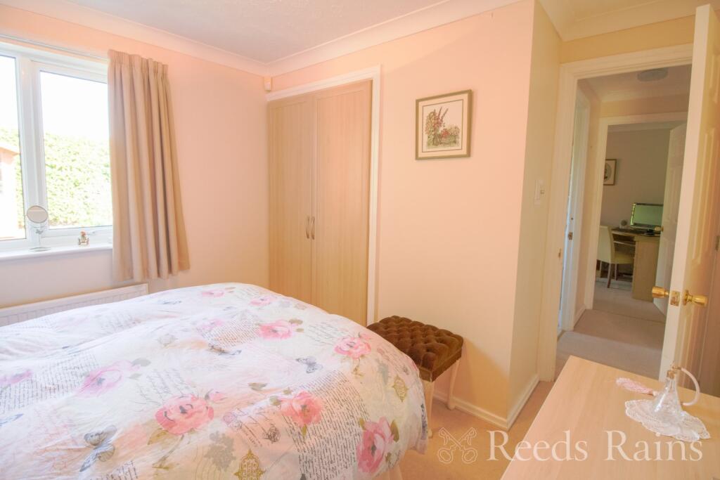 The Furrows, Great Sutton, Ellesmere Port, Cheshire, CH66 photo 4