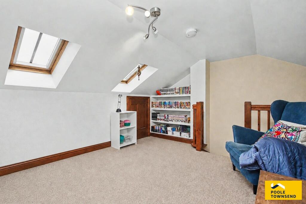 House in Lancaster, Ulverston - More