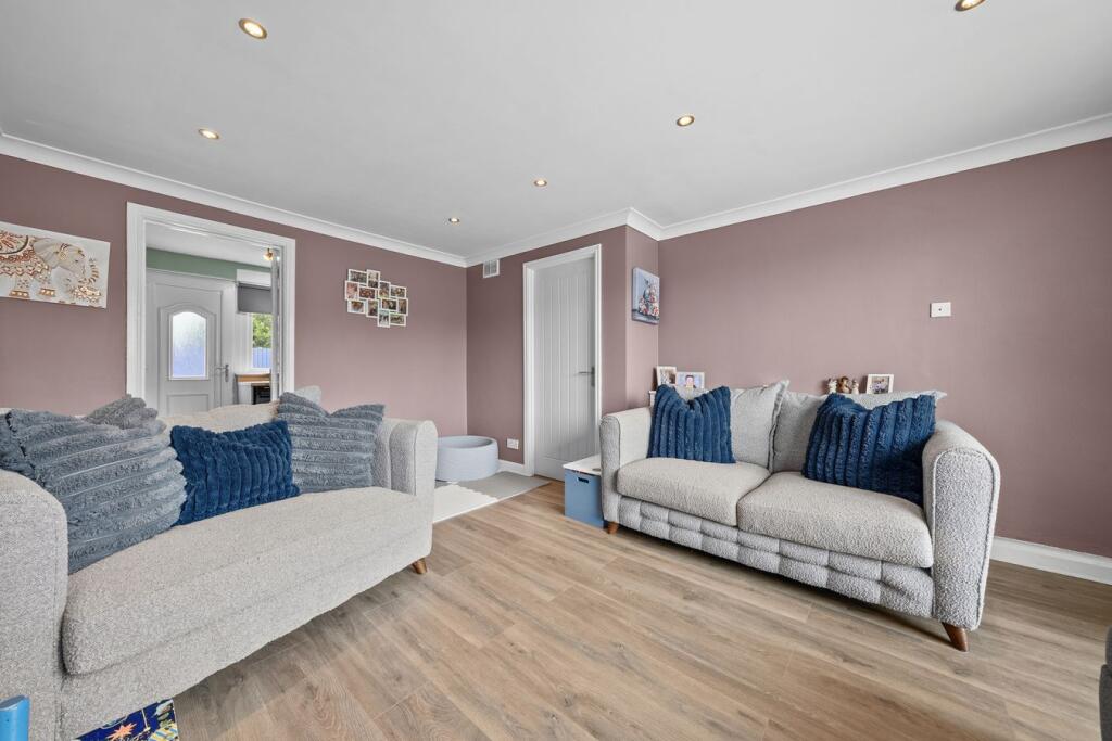 Apartment in Carronshore, Falkirk - View 4