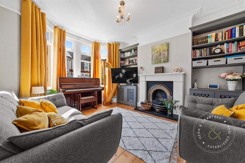 Summerfield Avenue, Cardiff photo 2