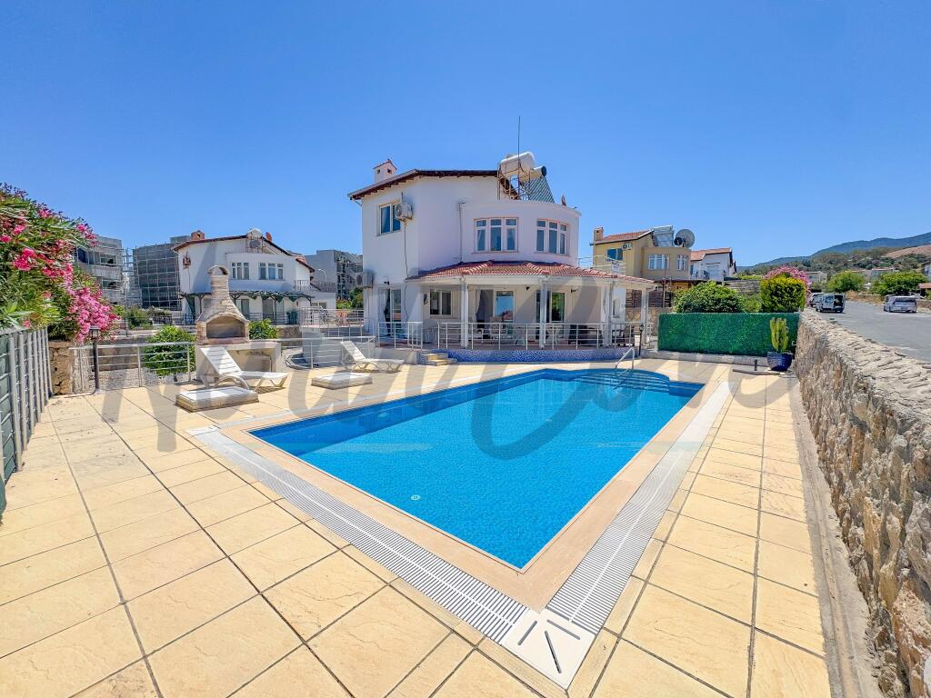 Main image of property: Kyrenia/Girne, Esentepe