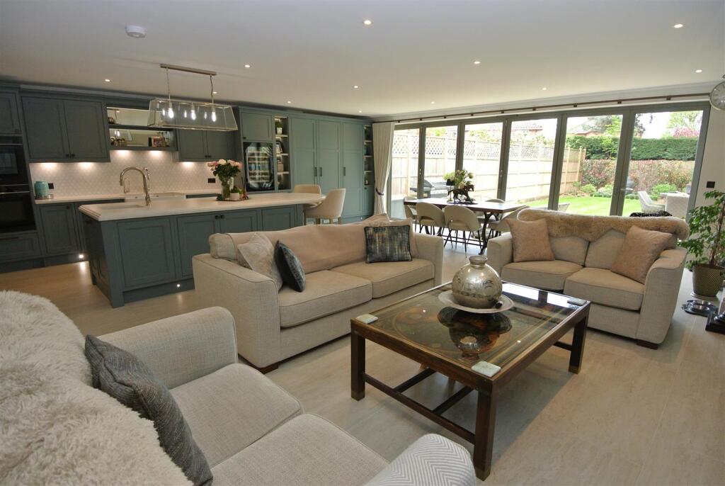 House in Runnymede, Egham Wick - View 4