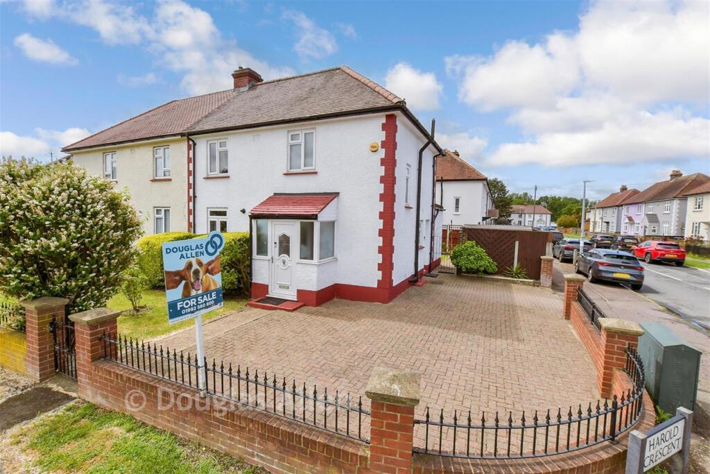 Main image of property: Crooked Mile, Waltham Abbey, Essex
