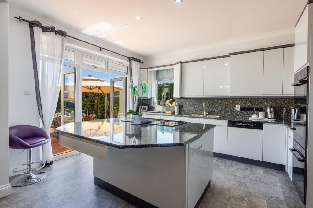 House in Torquay - View 5