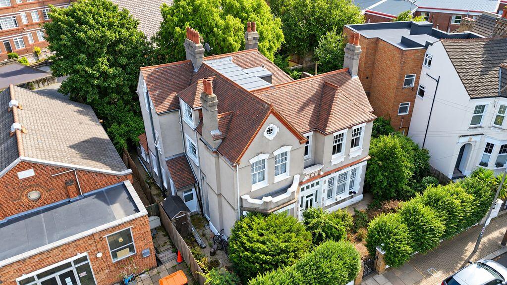 Main image of property: Rowfant Road, Balham, London, SW17 7AP