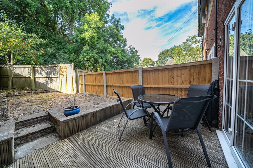 House in Leeds, Moortown - View 4