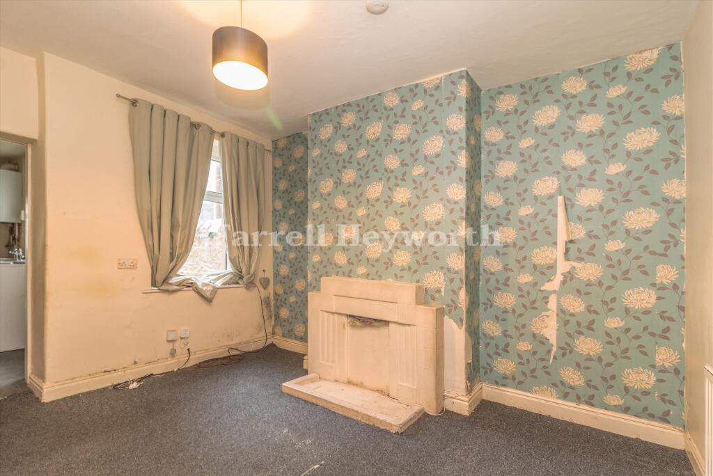 House in Lancaster - View 4