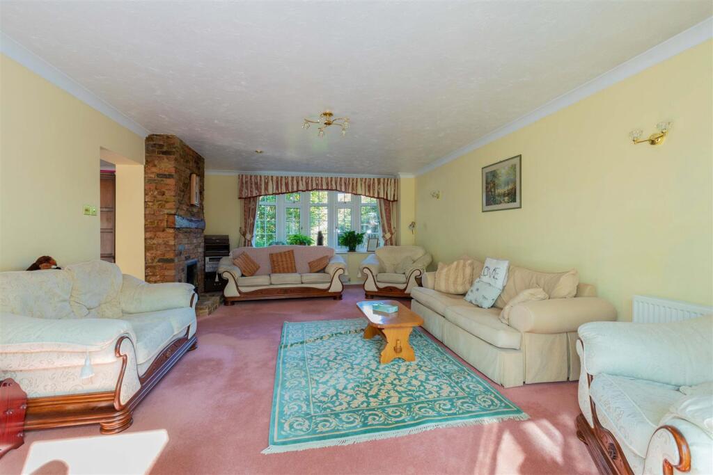Rushington Avenue, Maidenhead photo 2