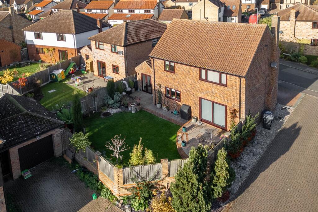 Cranfield Place, Somersham, Huntingdon, Cambridgeshire, PE28 3YJ photo 4
