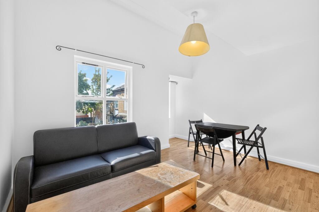Apartment in London - View 4