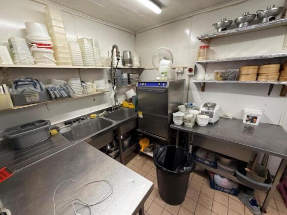 20 high street wash room.jpg