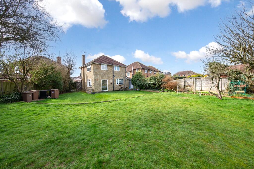 Main image of property: Corncrake Close, Luton, Bedfordshire, LU2