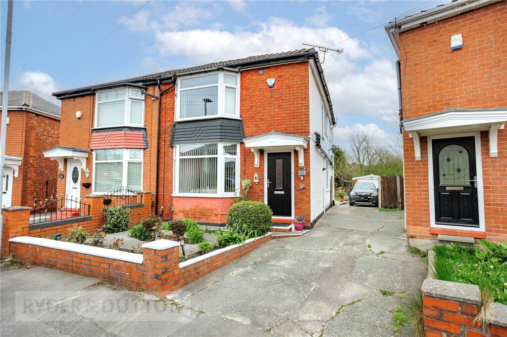 Main image of property: Waverley Crescent, Droylsden, Manchester, Greater Manchester, M43