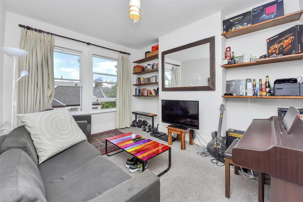 Main image of property: Tremadoc Road, Clapham