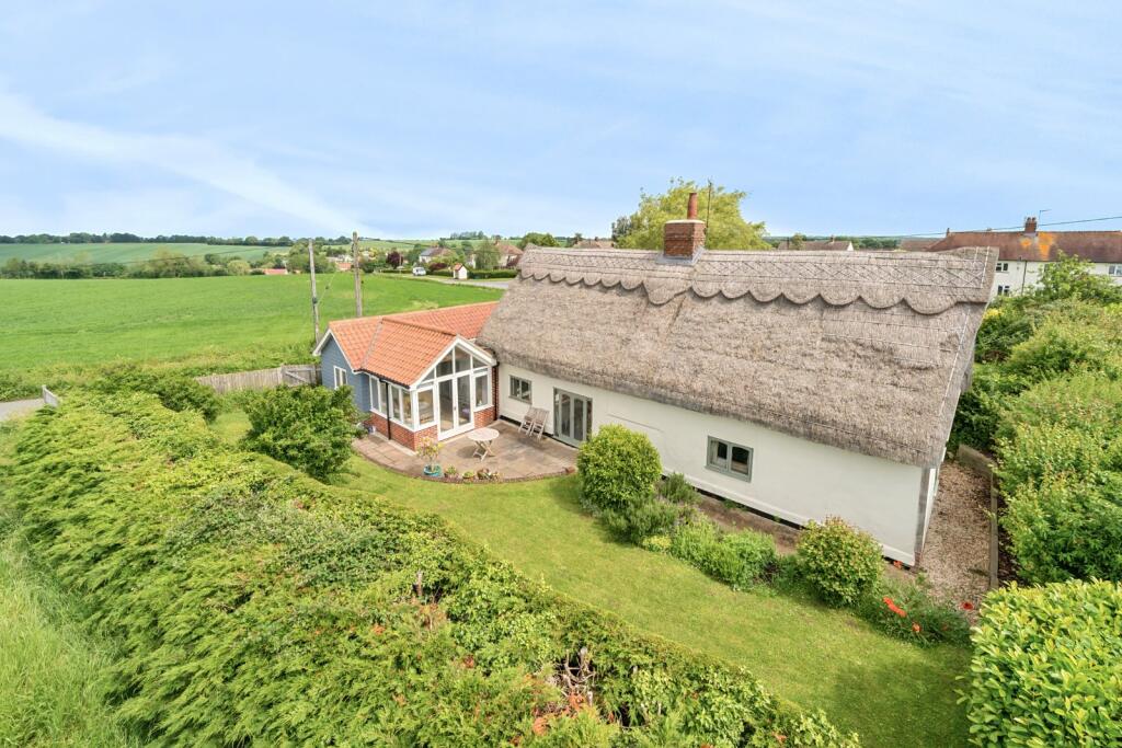 3-bed detached on Rattlesden, Suffolk, £485,000