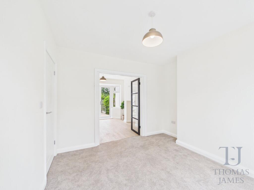 Rufford Road, Ruddington, NG11 - More