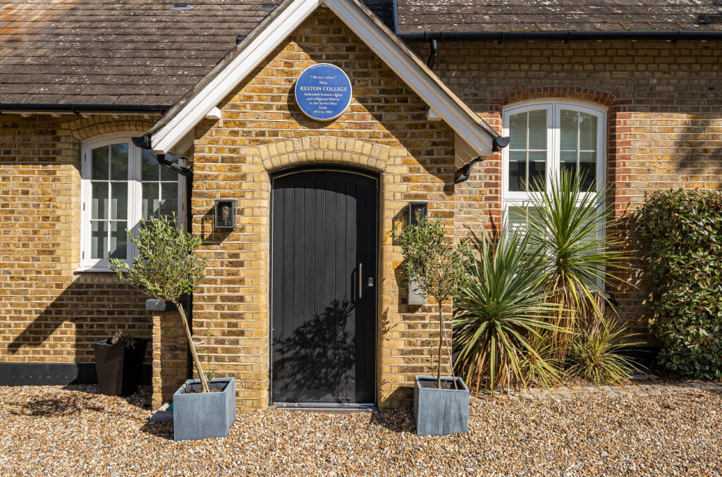 Heathfield Road, Keston, Kent, BR2 photo 5