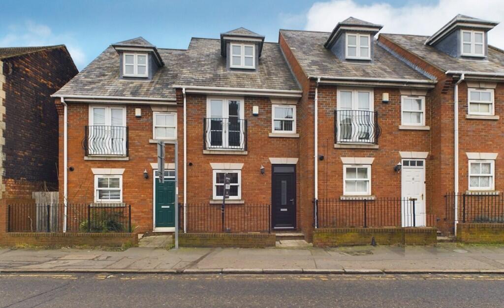 Main image of property: NN16 Victoria Street, Kettering