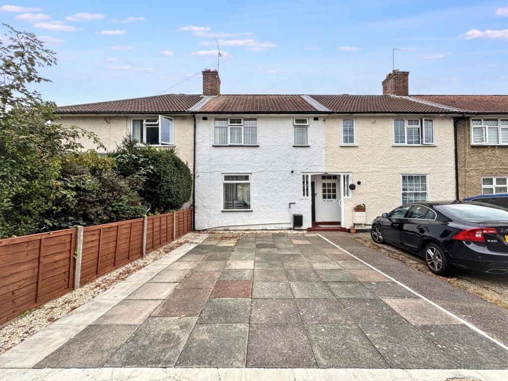 3-bed house on Milling Road, Edgware, HA8, £475,000