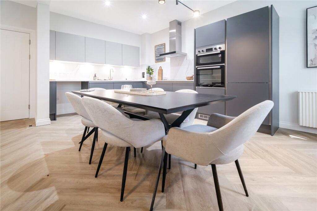 Apartment in Paisley - View 2