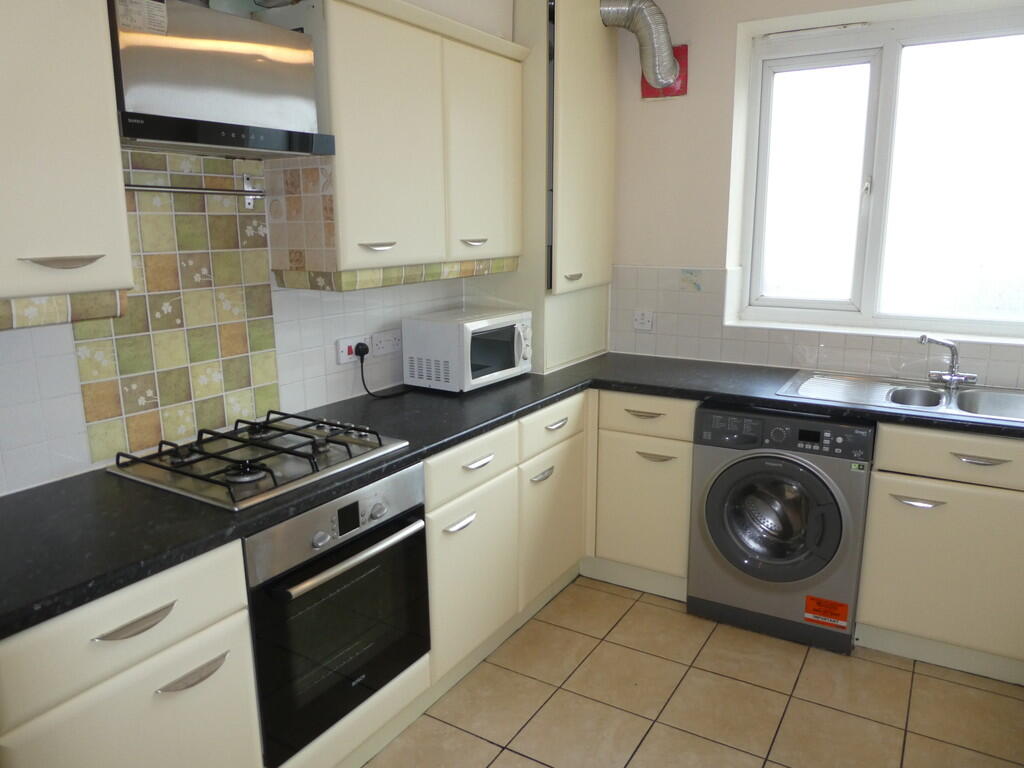 4-bed terraced on Stockport Road, Grove Village , £310,000