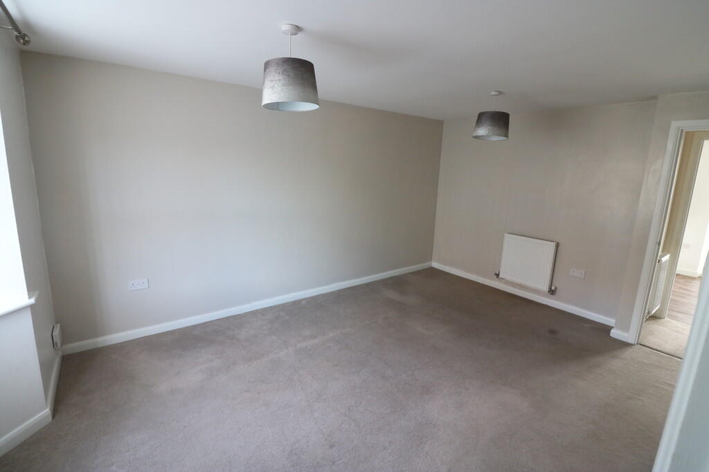 House in Hull, Grey Legs, Kingswood - View 5
