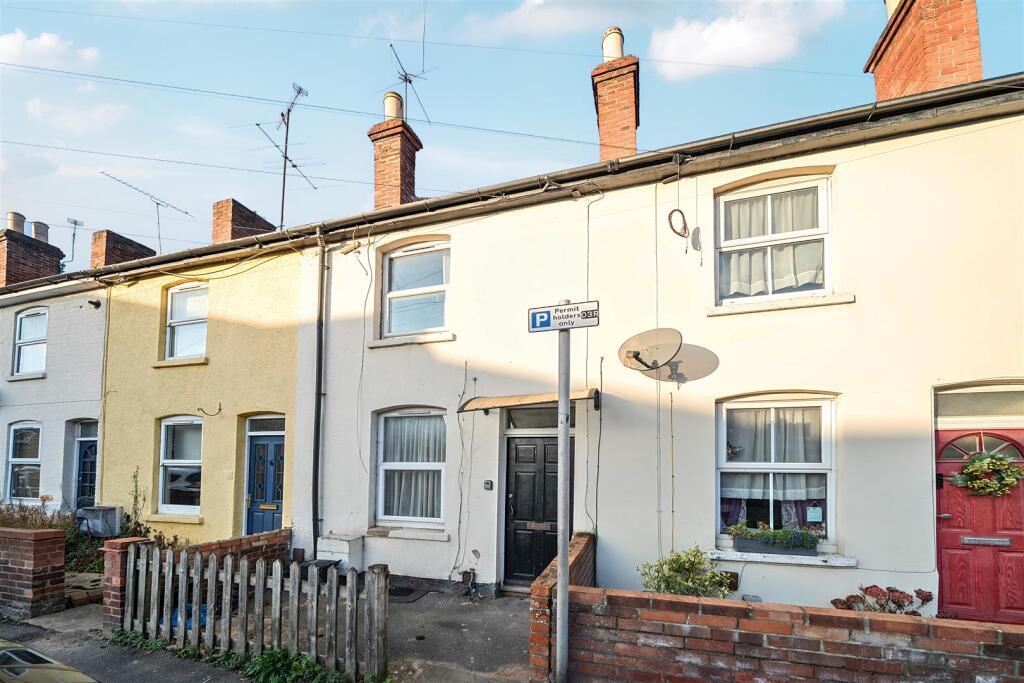 Main image of property: Swansea Road, Reading, Berkshire
