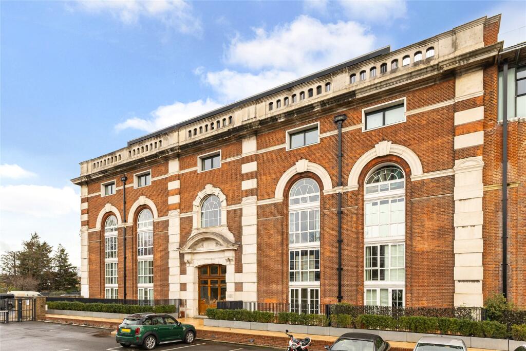 Main image of property: Bazalgette Court, Great West Road, London, W6