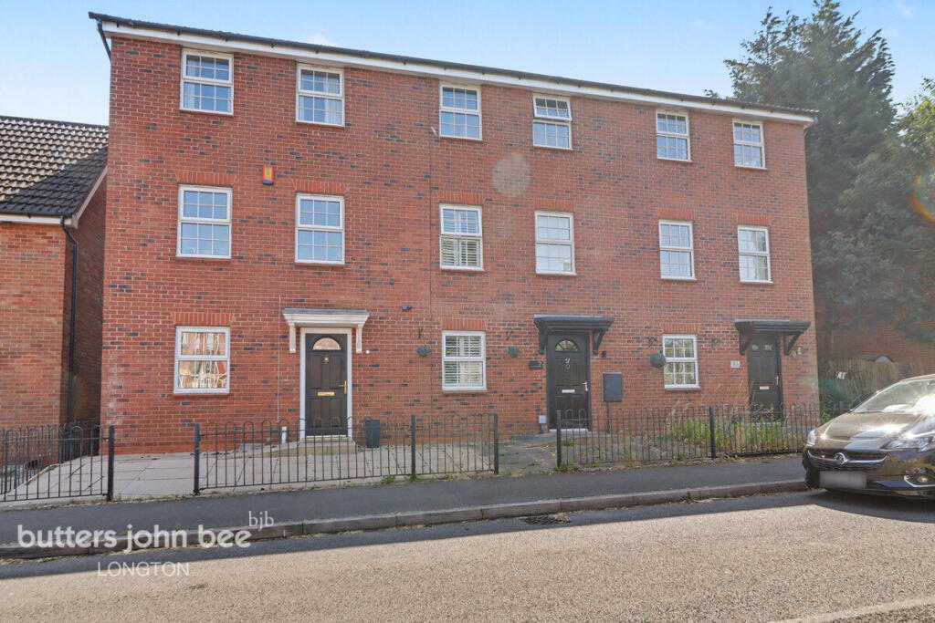 4-bed house on The Parks, Stoke on Trent, £280,000