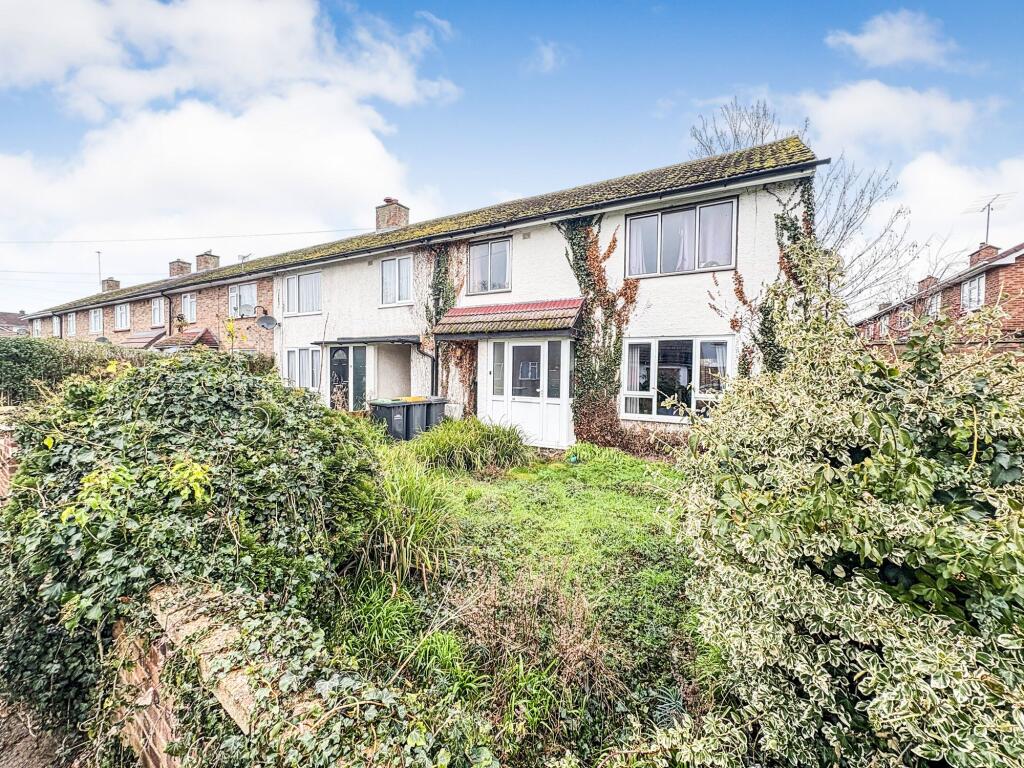 Main image of property: The Boundary, Bedford