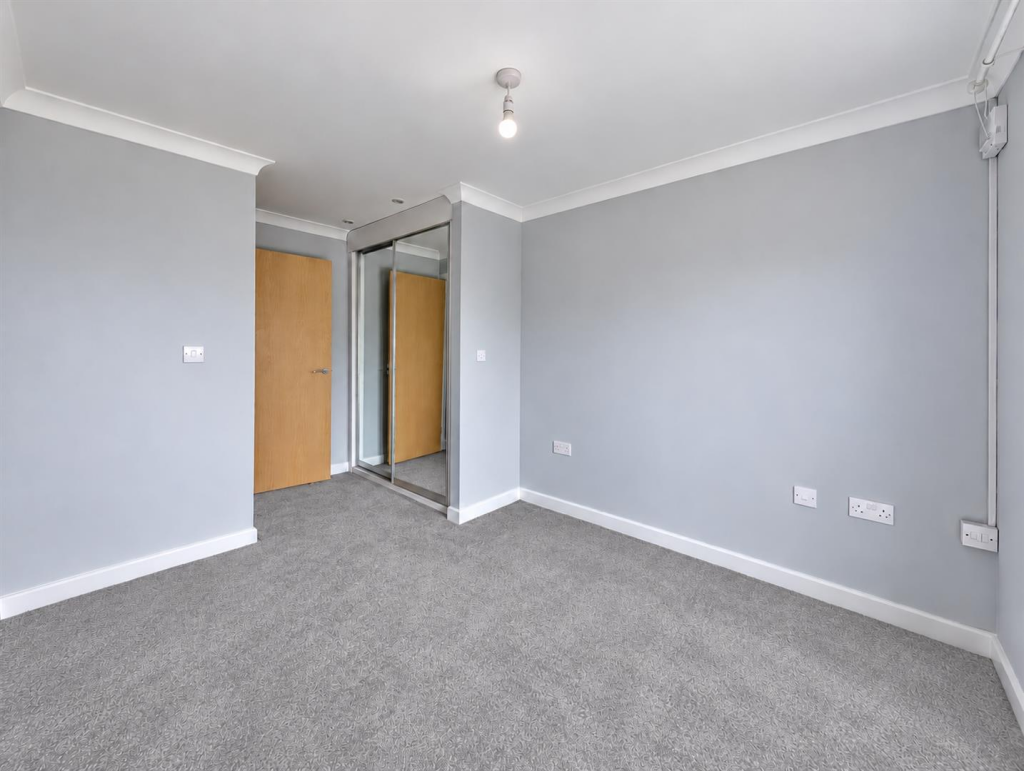 Apartment in Colchester, Essex - More