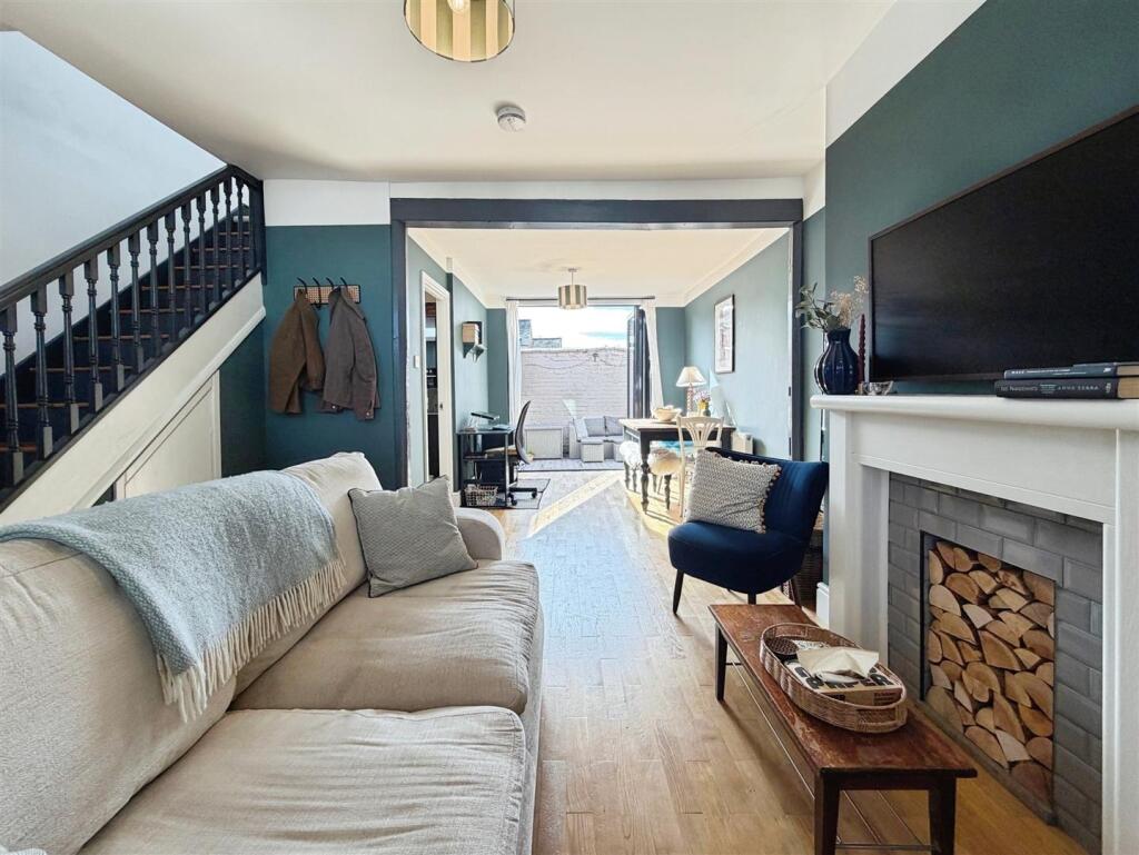 House in Warwick, Royal Leamington Spa - More