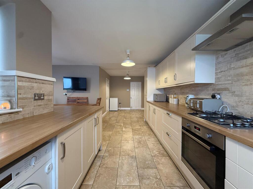 Pound Road, Oldbury photo 4