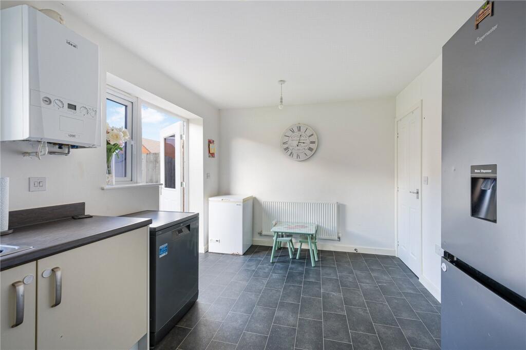 House in North Kesteven, Sleaford - More