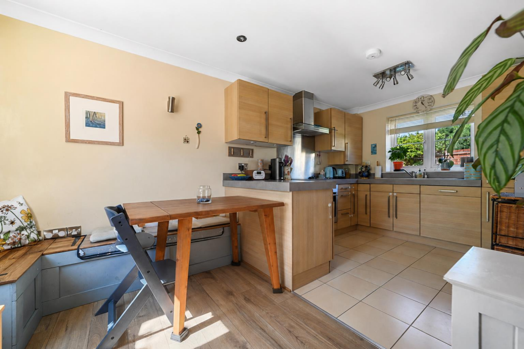House in Babergh, East Bergholt - More