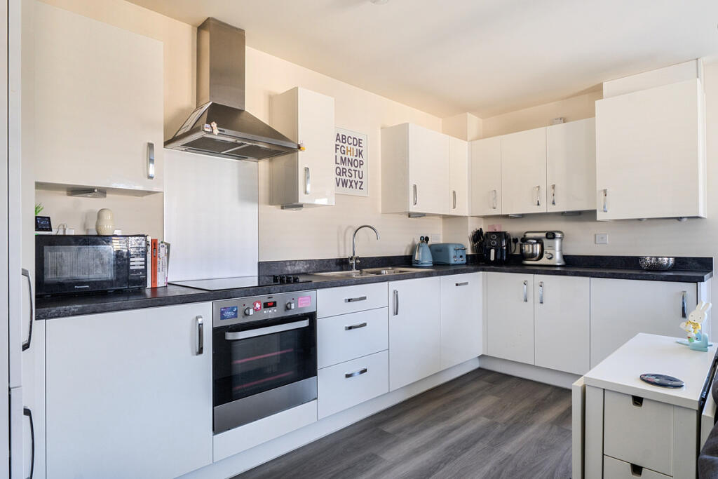 Apartment in Thornbury, Duckhole - More
