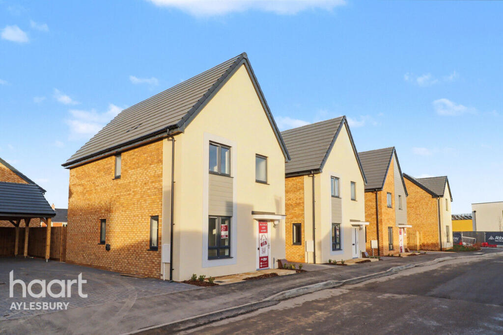 Main image of property: The Deene, Aylesbury