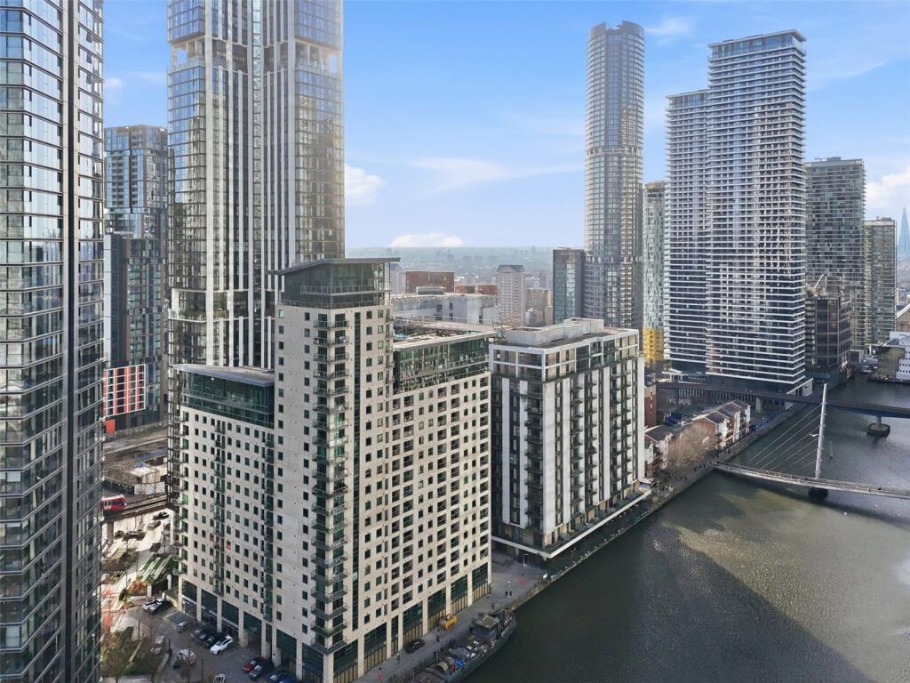 Main image of property: South Quay Square, London, E14