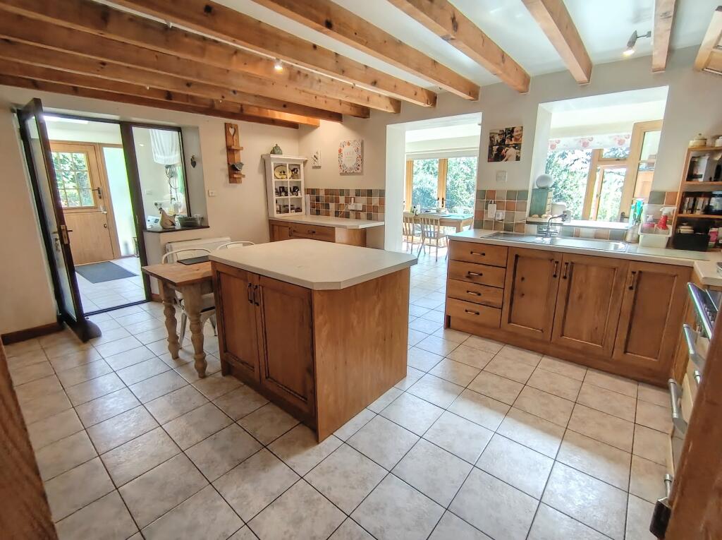 House in East Williamston - View 4