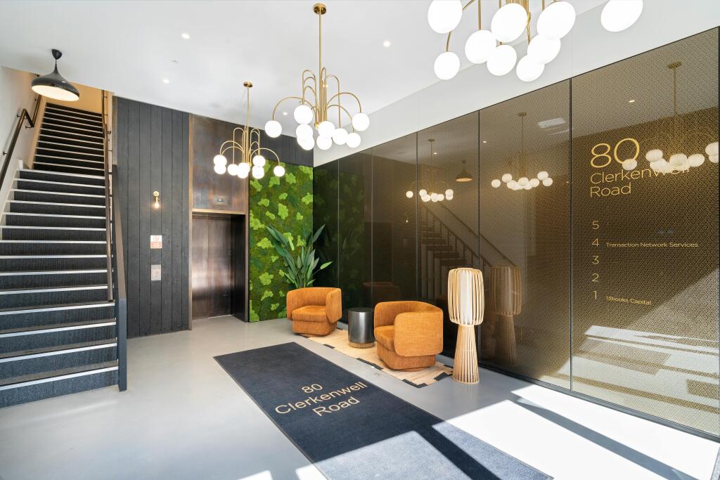 80ClerkenwellRd15.jpg