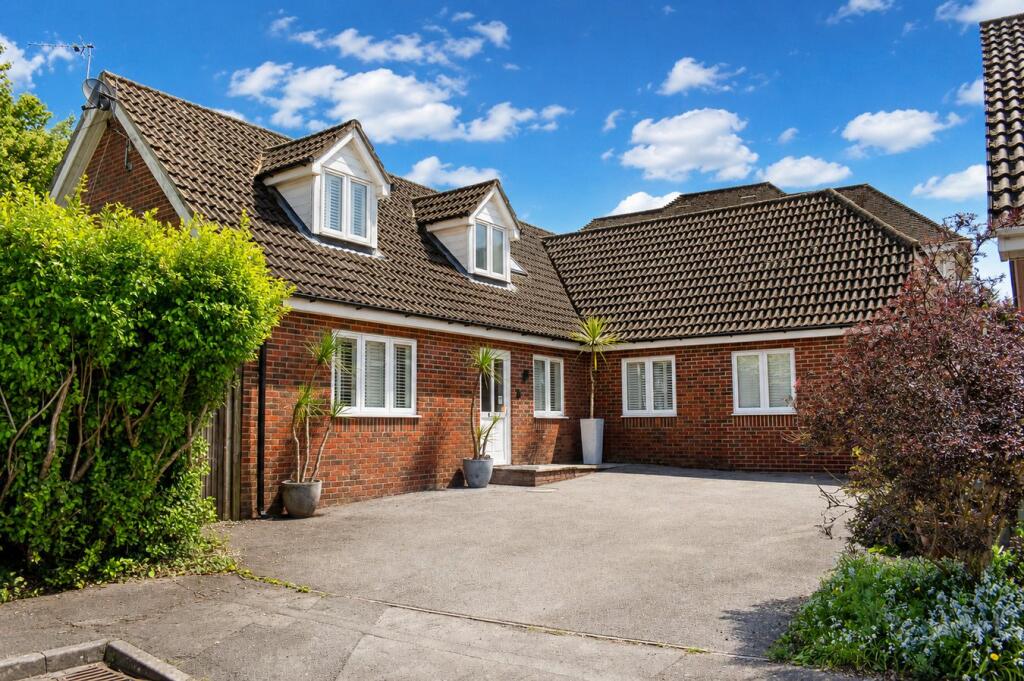 Main image of property: Harford Close, Pennington, Lymington, SO41