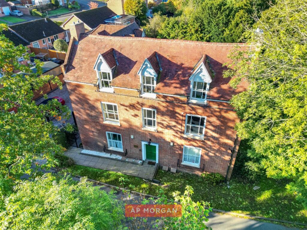 Main image of property: Hole Lane, Northfield, Birmingham, West Midlands, B31